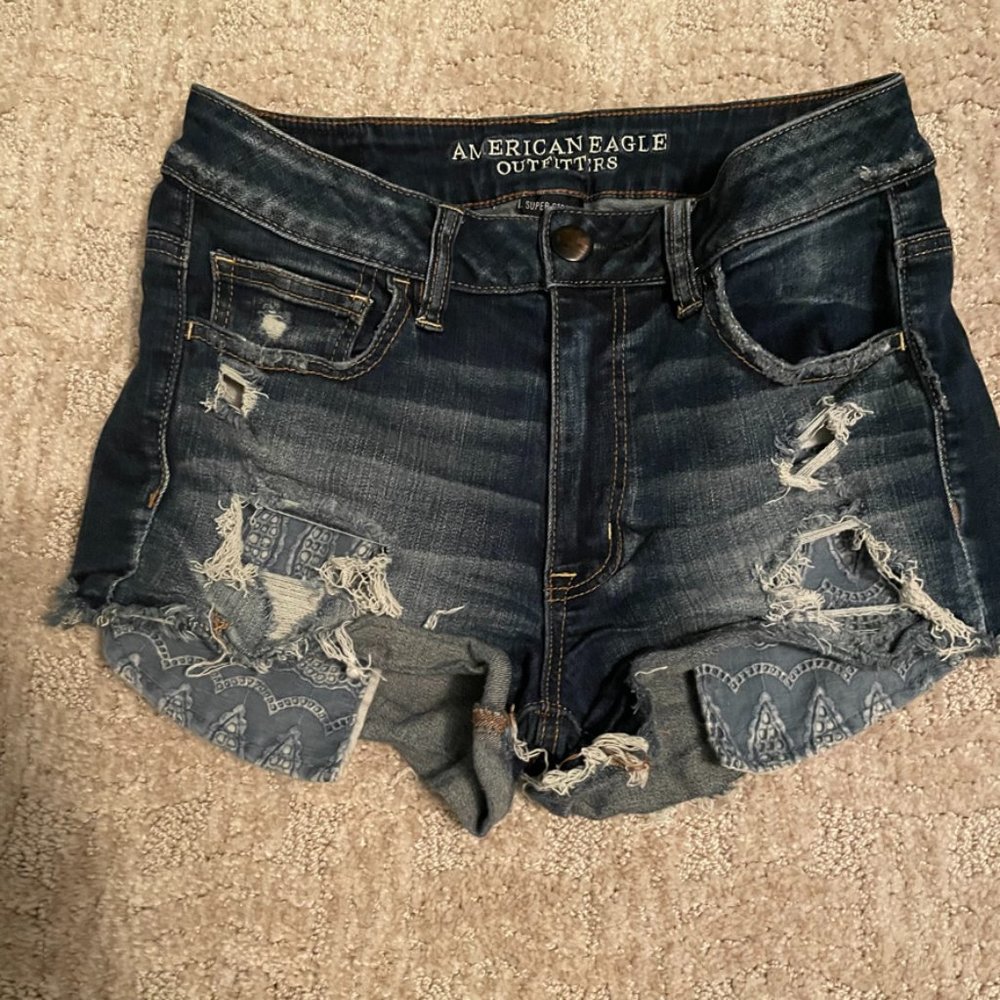 American Eagle Hi Rise Shortie
